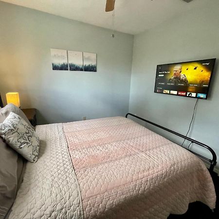 Urban Las Vegas Colonial In The Heart Of Vegas Villa Bagian luar foto