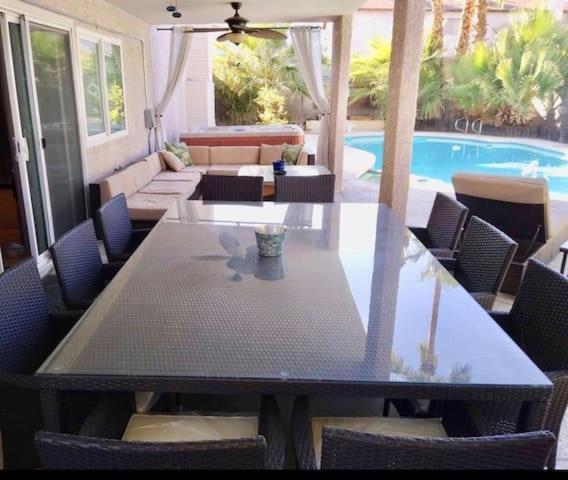 Urban Las Vegas Colonial In The Heart Of Vegas Villa Bagian luar foto