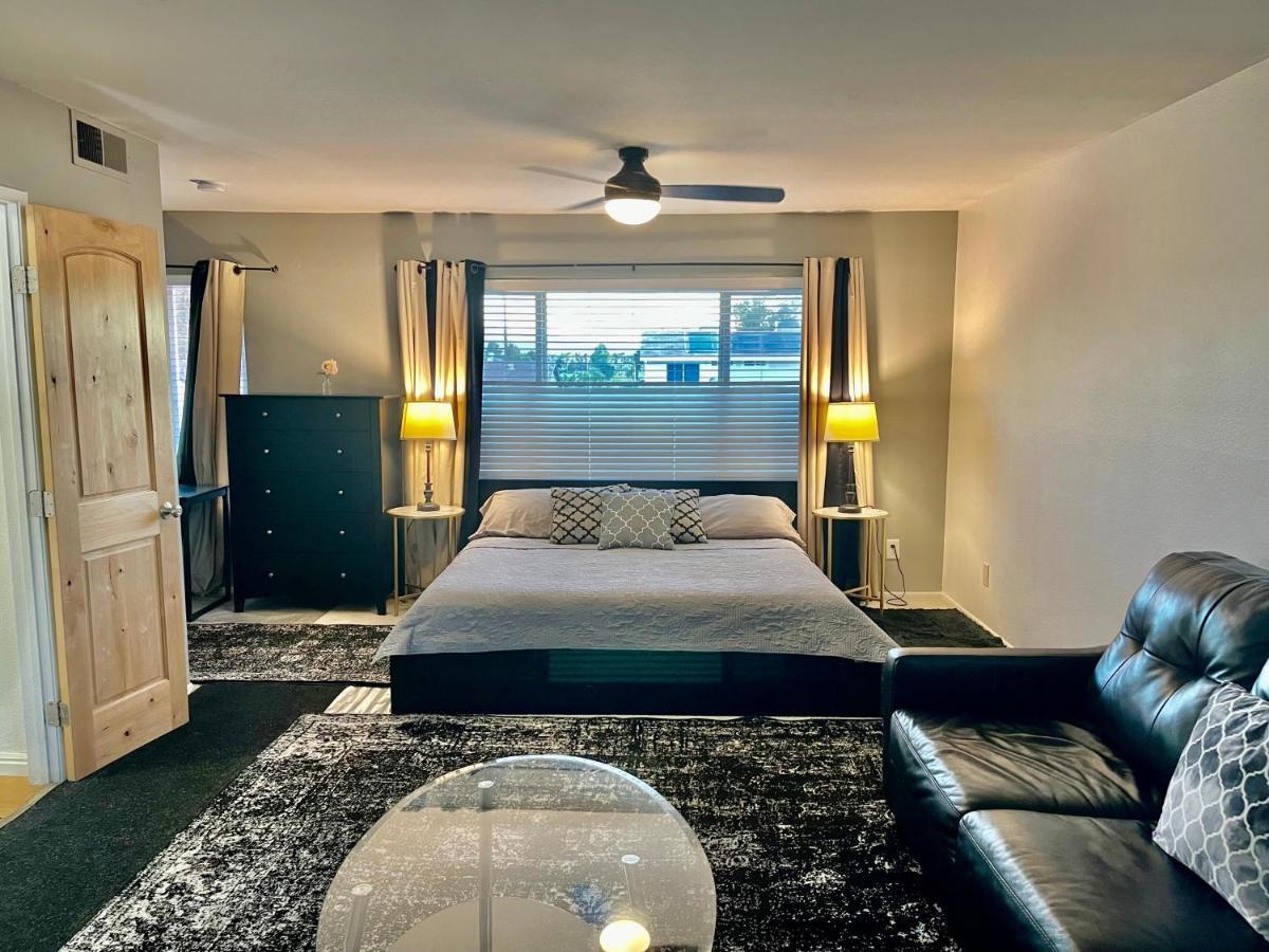 Urban Las Vegas Colonial In The Heart Of Vegas Villa Bagian luar foto