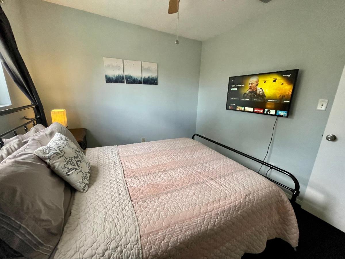 Urban Las Vegas Colonial In The Heart Of Vegas Villa Bagian luar foto