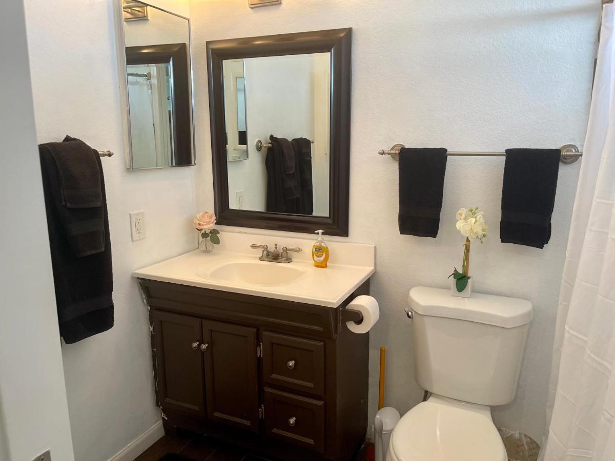 Urban Las Vegas Colonial In The Heart Of Vegas Villa Bagian luar foto